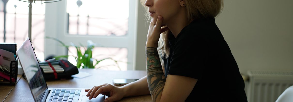 Romance Scammer - sie nehmen im Web Kontakt auf